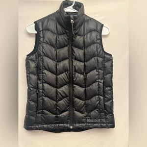 Marmot Cozy Down Insulation 800 Fill Zip Up Puffy Side Pockets Black Puffer Vest